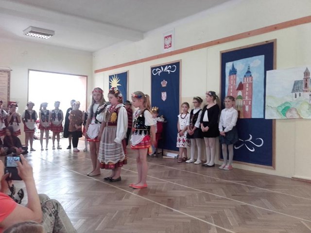 Przedstawienie "Legenda o Smoku Wawelskim" w SP2